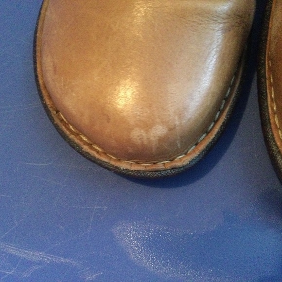 UGG - Picture 5 of 7